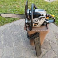 Motosega a scoppio Alpina/ pari al nuovo