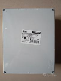 scatola stagna pareti lisce 