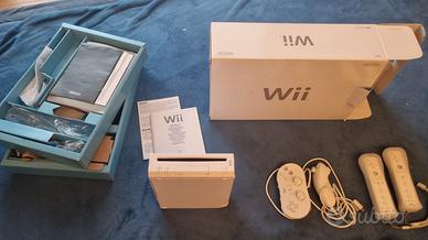Nintendo WII e molti accessori