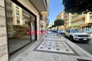 Locale Commerciale - Corigliano-Rossano
