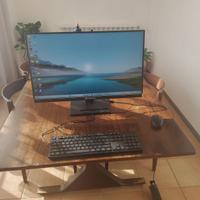 Computer desktop All-In-One integrato 27''