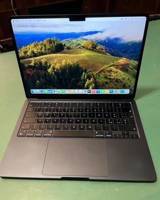 MacBook Air M2 13”