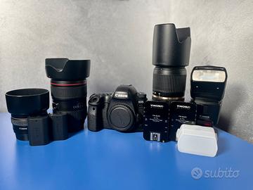 Canon eos 6D MARK II + 3 obiettivi + flash