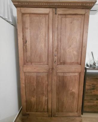Armadio Antico dell'800  – Stile rustico