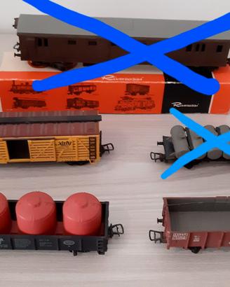 Trenini Rivarossi anni 50/60 e locomotiva Lima