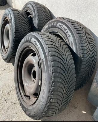 N. 4 pneumatici Michelin Alpin 5 195/65 R15