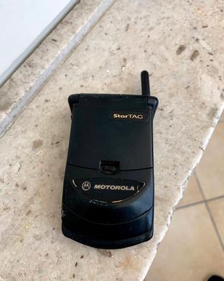 Motorola startac anni 2000