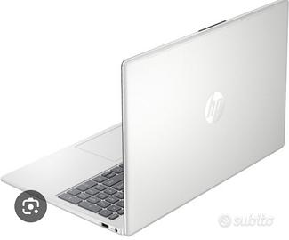 NOTEBOOK LAPTOP HP 15,6 15FC0061NL ssd 512gb 16gb