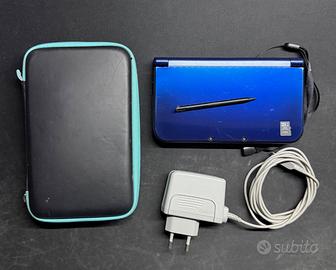 New Nintendo 3DS XL  blu  + accessori