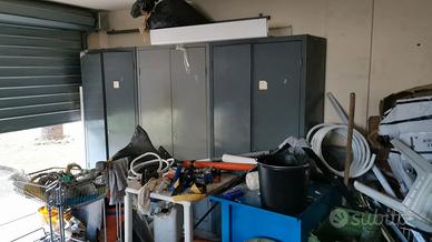 scaffalatura armadi/banchi di lavoro professionali