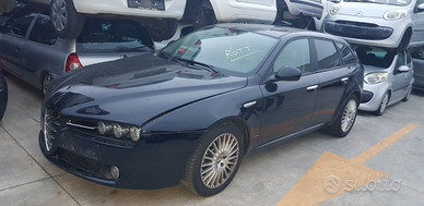 Alfa Romeo 159 1.9 JTDm 16v DIESEL del 2006 ricamb