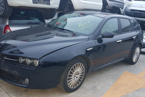 Alfa Romeo 159 1.9 JTDm 16v DIESEL del 2006 ricamb