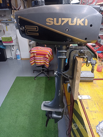 Fuoribordo Suzuki 2 CV
