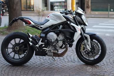 MV Augusta Dragster 800