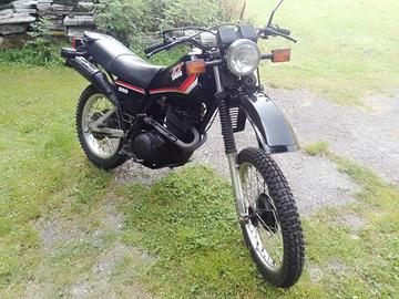 YAMAHA XT 550 1982