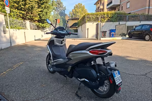 Beverly 300 HPE