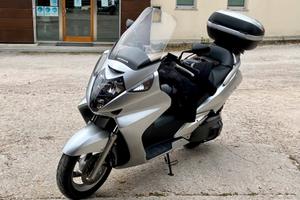 Honda Silver Wing 600 - 2003 - 39.750 km