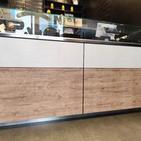 banco frigo e fronte banco 