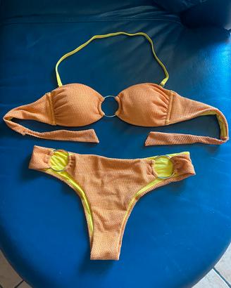 Particolare bikini Goldenpoint