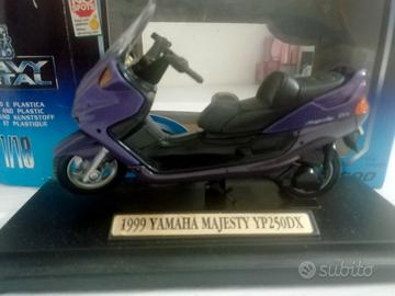 Honda Majestic yp 250 modellino da collezione