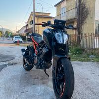 Ktm duke 125