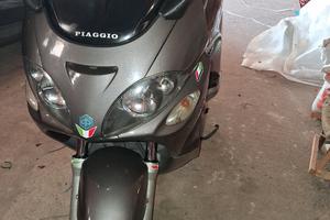 x9 piaggio 250 