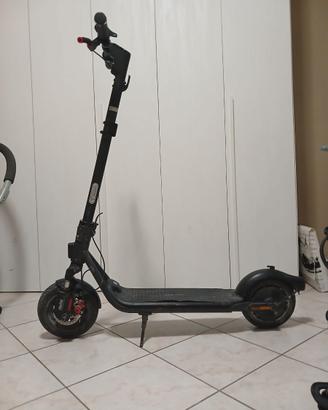 monopattino elettrico