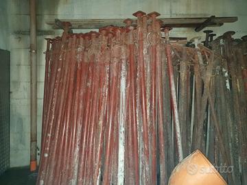 Stock materiale edile da cantiere completo