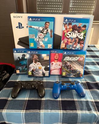 PS4 Slim + 2 controller dualshock + 6 giochi