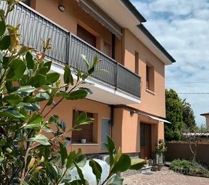 CAMERA in appartamento in Villa