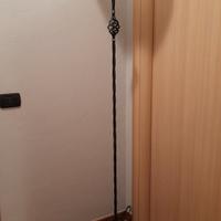 piantana in ferro battuto