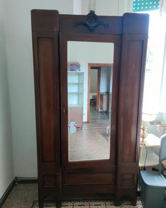 Armadio vintage in legno anni '40/'50 con specchio