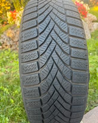 Gomme Invernali Audi A1 Allstreet e Copertura