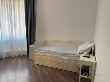 Stanza doppia con bagno 200 mt LUISS Romania