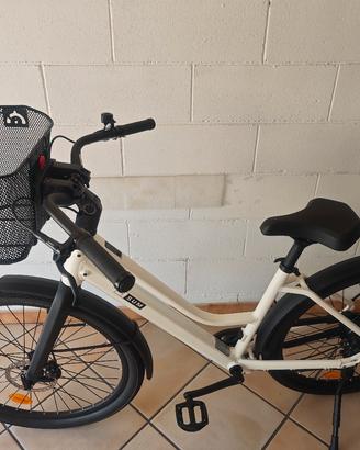 Bici bicicletta elettrica E-bike nuova 