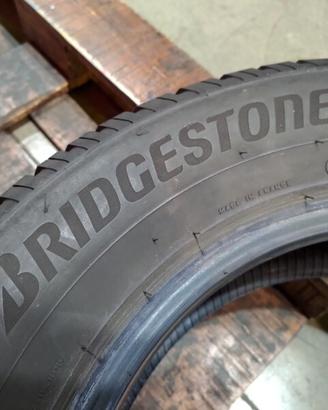 4 GOMME DA NEVE 215 65 16 BRIDGESTONE AL 60/80%