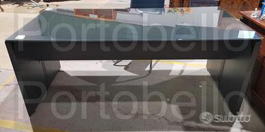 Codice: 268030 SCRIVANIA DIREZIONALE COLORE NERO