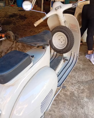 Vespa vbn3