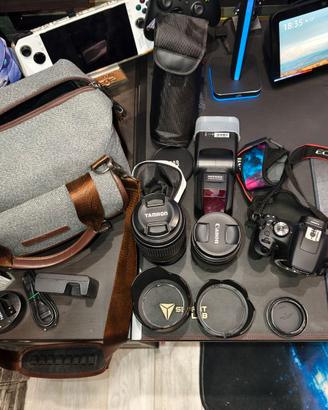 Canon 2000d + 2 obbiettivi + accessori