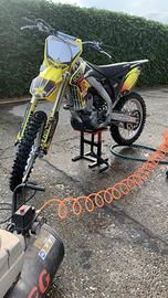 Suzuki rmz 250