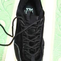 Scarpe Donna FILA Nere suola Bianca Usate in buono