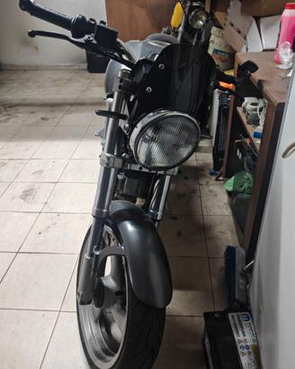 Ducati Monster 600