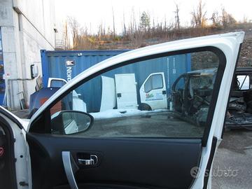 Serratura anteriore dx NISSAN QASHQAI del 2008
