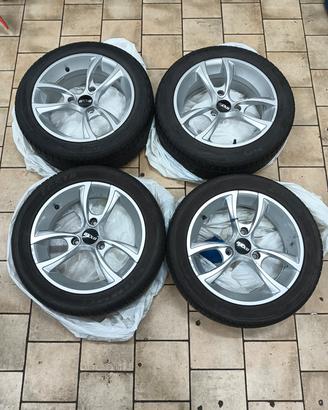 Cerchi il lega ruote complete smart 