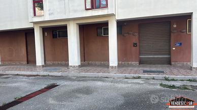 LOCALE COMMERCIALE DI AMPIA METRATURA ZONA