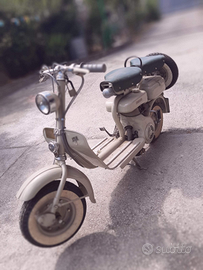 X conto di un amico, lambretta