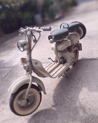 X conto di un amico, lambretta
