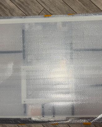 Cenestro a parete nuovo