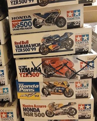 Tamiya 1/12 moto Gp Honda Yamaha  V. Rossi