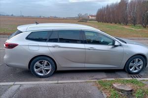 Opel insignia 1.6 